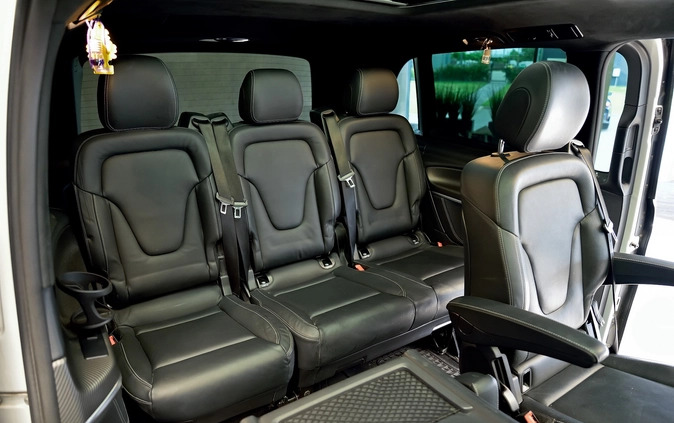 Mercedes-Benz Klasa V cena 233700 przebieg: 157570, rok produkcji 2019 z Końskie małe 742